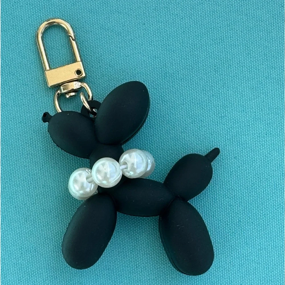 BAG CHARM Black Cartoon Balloon Puppy With Pearl Necklace - Picture 3 of 6